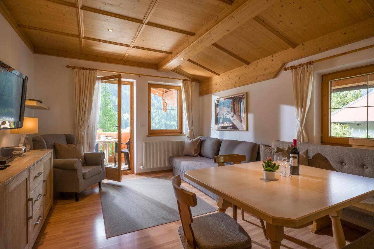 Landhaus Casper แกร์ลอส ภายนอก รูปภาพ
